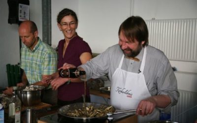 Kochshow der Möbelmacher am Mitarbeitertag der Lammsbräu