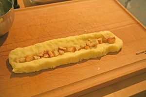 Rohe Kloß-Rolle aus dem Miele Druckdampfgarer