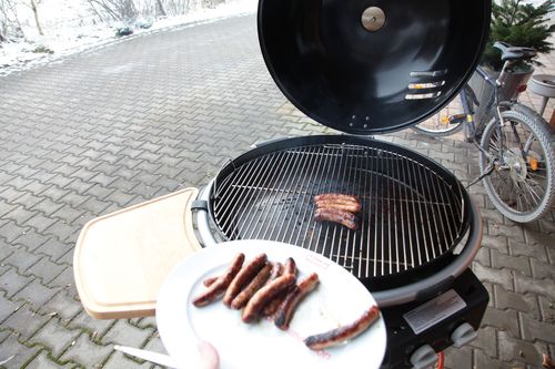 26GasgrillBratwuerste13_0052