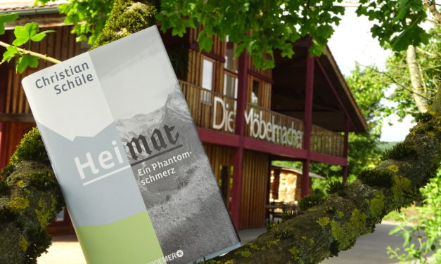 Newsletter 140:  Tag des Schreiners: Lesung zum Thema Heimat, 2 Tage der offenen Tür, 3 Ausstellungsküchen, Heim + Handwerk