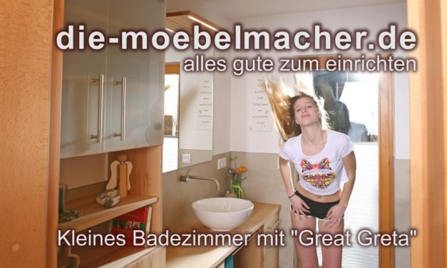 Kleines schönes Massivholz-Badezimmer mit „Great Greta“
