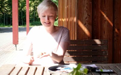 Insektenessen dank des Päckchens von Essento