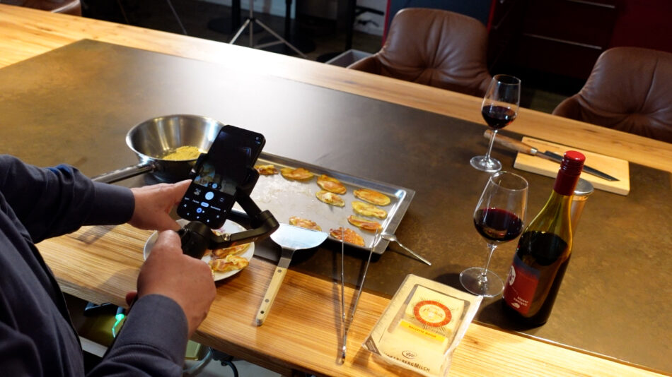 Raclette-Käse auf Kartoffelchips oder was Sie sonst noch für Ideen für Ihre Gäste haben