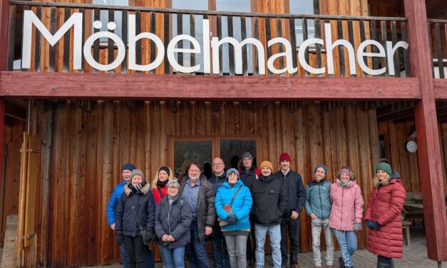 Winterwanderung mit dem Team auf den Gipfel des Michelsbergs
